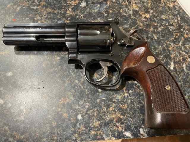 WTT 4” S&amp;W 586 NO DASH .357