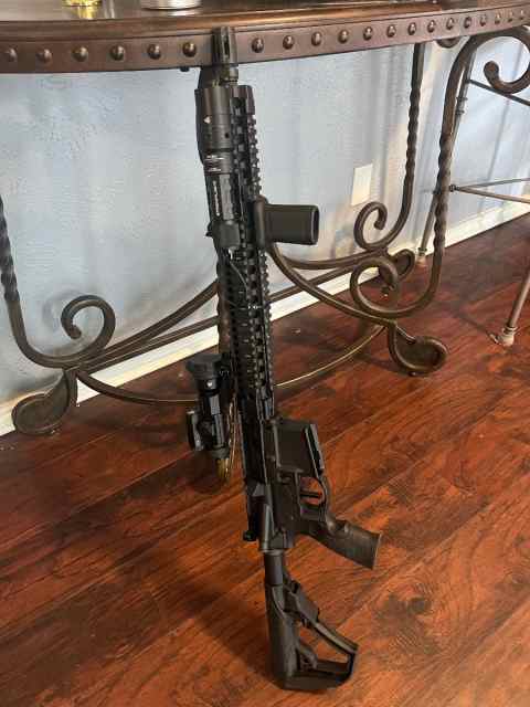 Daniel Defense complete rifle 5.56