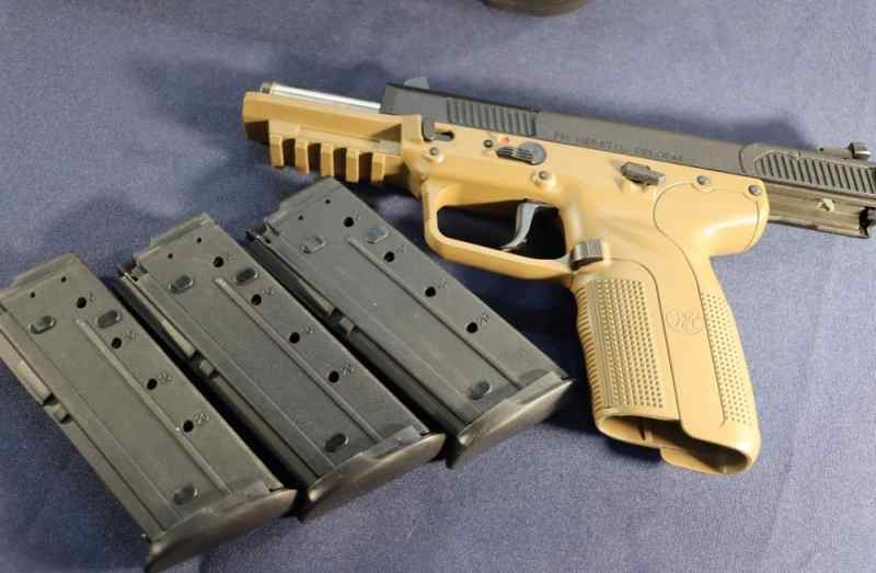 FN Model FIVE SEVEN Pistol 5.7X28MM FDE