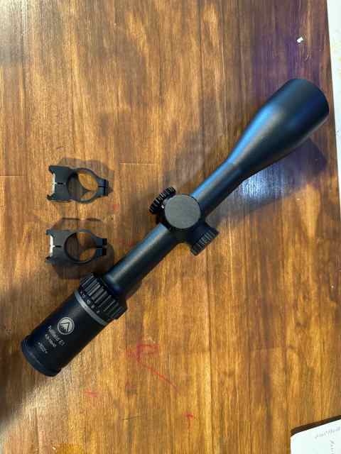 Burris Fullfield E1 4.5-14x42 Scope w/ ring mounts