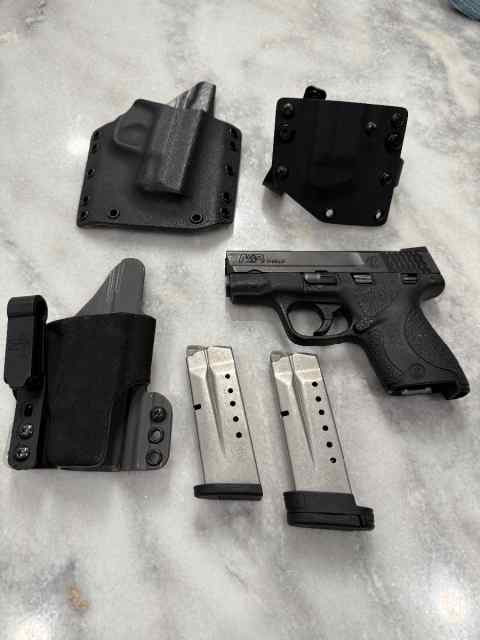 Smith &amp; Wesson M&amp;P Shield 9mm