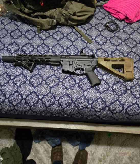 AR-15 (7.62X.39)(looking for pistol)