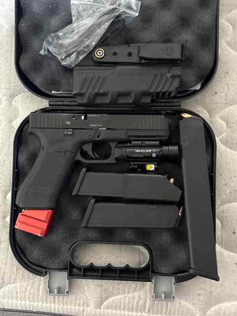 Glock 17 gen5 with binary trigger PRICE DROPPED 