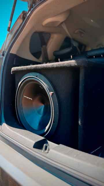 single 15” Rocksford Fosgate P3  for trade