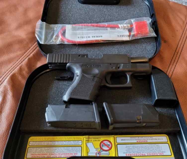 Gen3 glock27 neatly used 