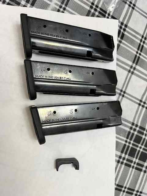 3 Shield Arms S15 Mags and Mag Release