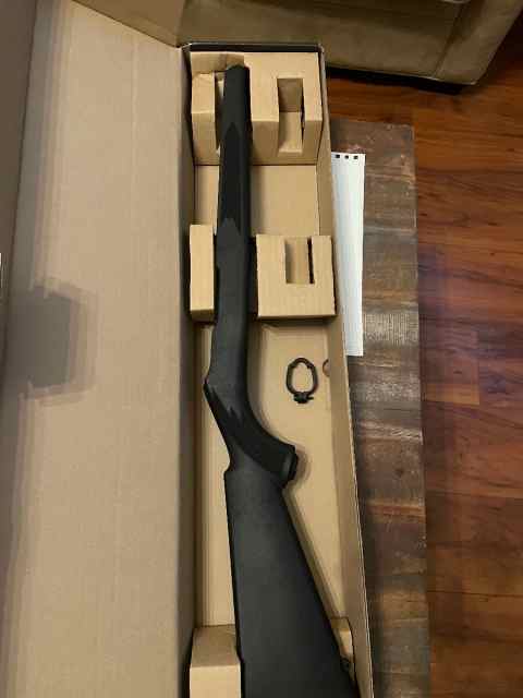 Ruger 10/22 stock and barrel band 10 round mag