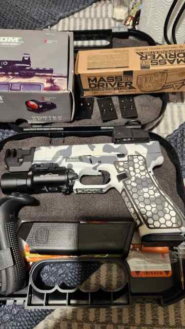 NIB glock 45 mos gen 5 9mm custom, reddot ,light, 