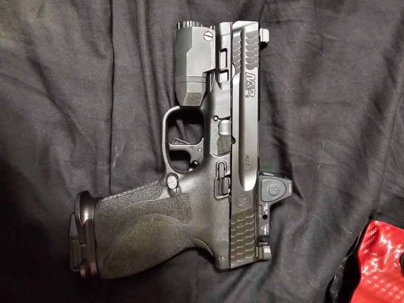 Smith and wesson 2.0 with rmr 