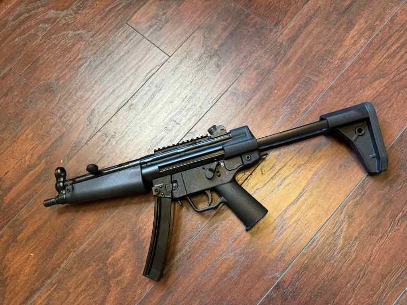 Like new mp5 magpul collapsing STOCK ONLY