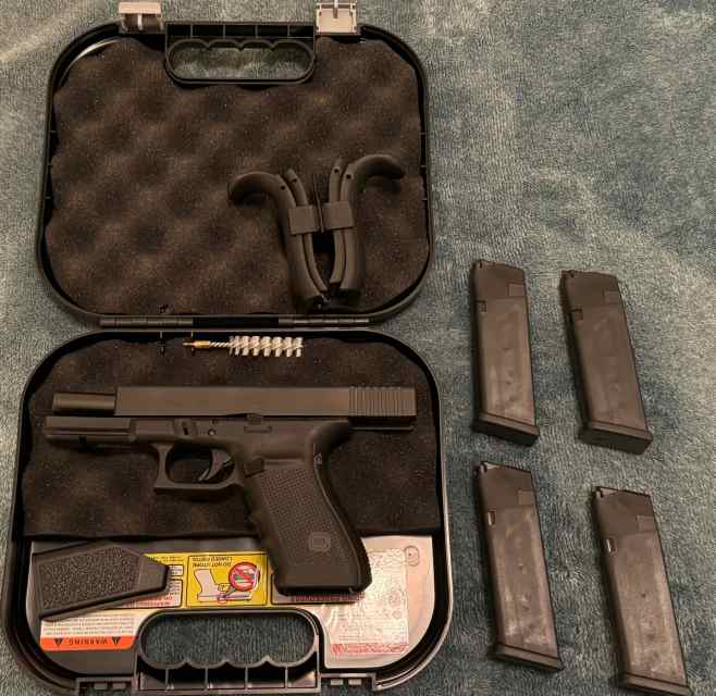 Glock G21 Gen4 - .45 Pistol