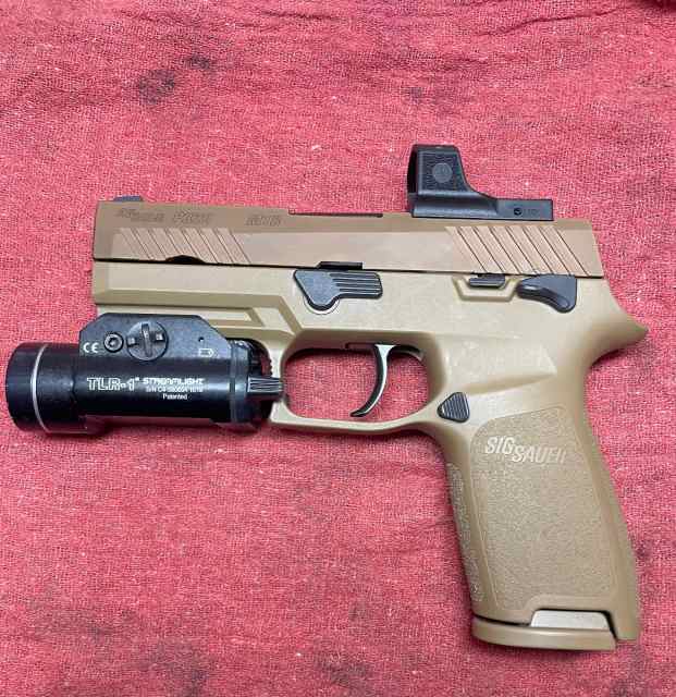 Sig Romeo Zero Pro red dot and weapon light