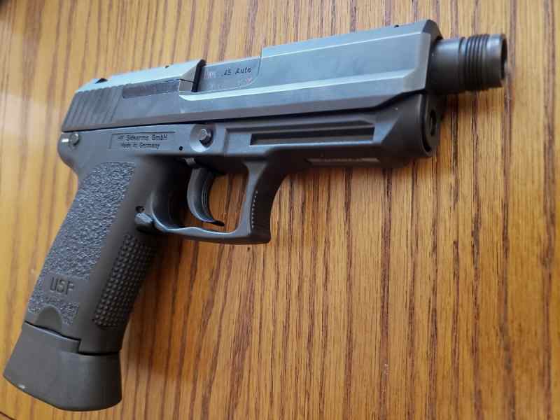 H&K USP 45 CT 8.jpg