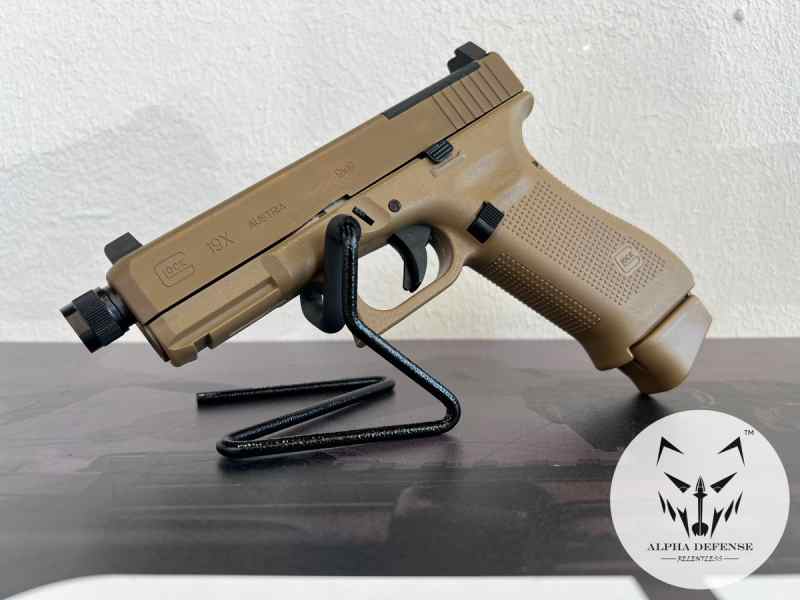 GLOCK 19X MOS THREADED BARREL SUPP. HEIGHT SIGHTS!