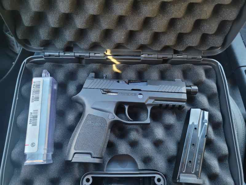 Sig P320 w/ Scilencerco threaded barrel