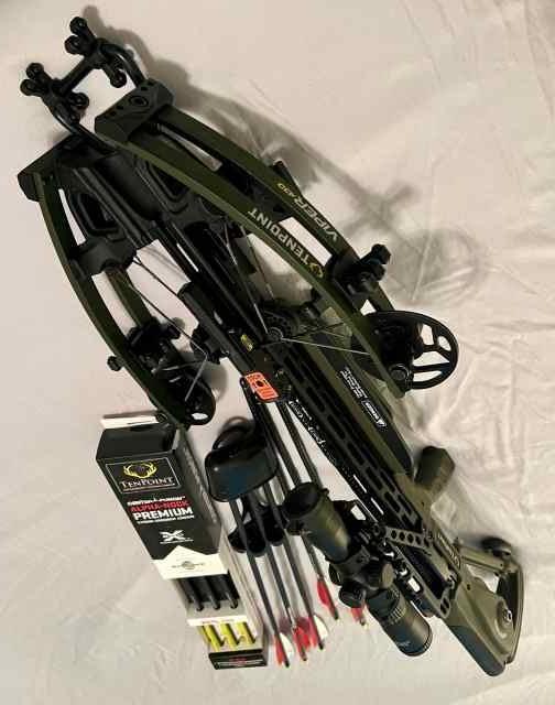 Tenpoint Viper 430 w/extras