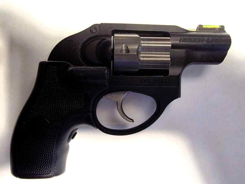 RUGER LCR WITH CTC GRIPS.jpg