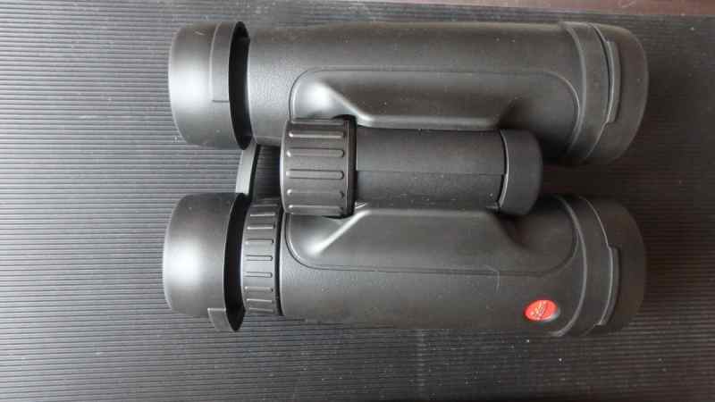 Binoculars Leica