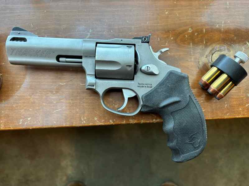 Taurus tracker .44 magnum 