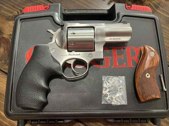 Ruger Redhawk 38/357 8 shot