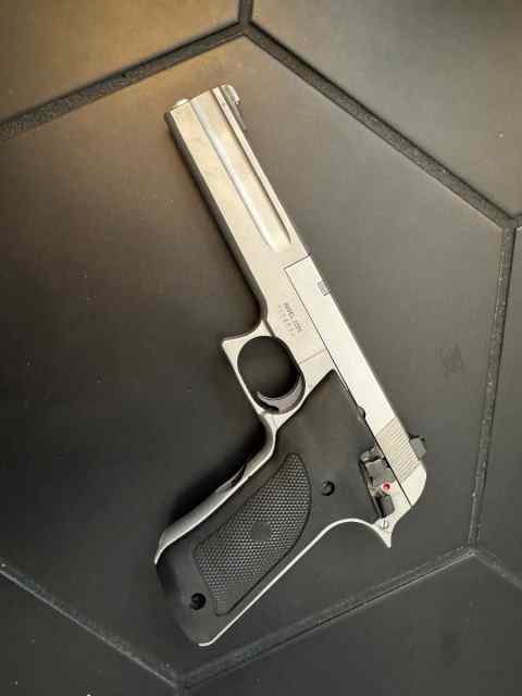 Smith and Wesson 2206 22LR pistol S&amp;W ( like 622 )