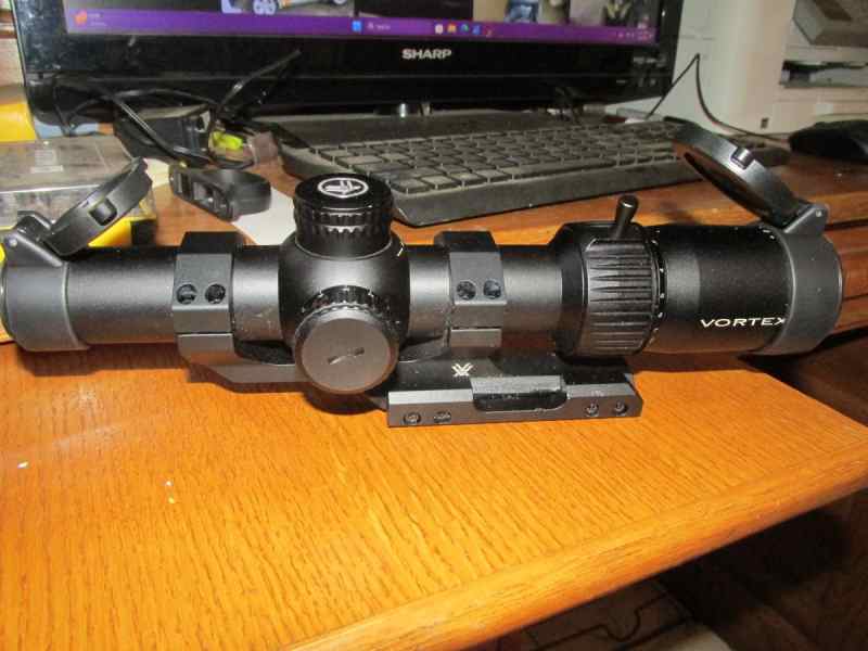 1-8x24 VORTEX STRIKE EAGLE and CANTILEVER MOUNT