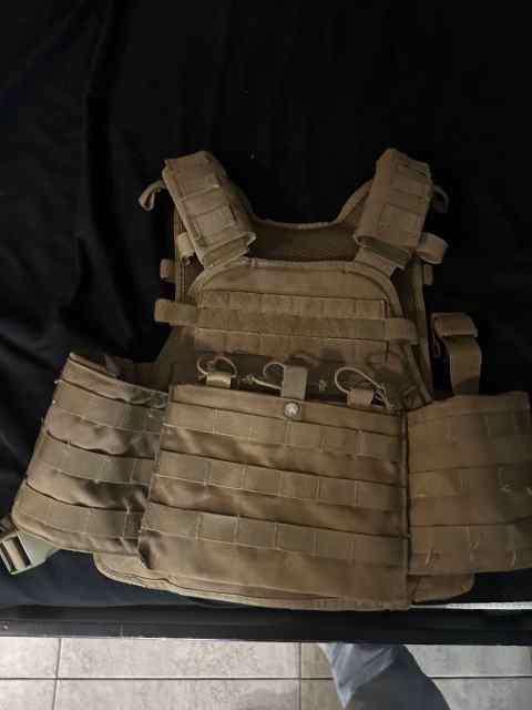 Tan Vest/Plate Carrier 