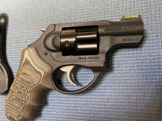 ruger_lcr_3.jpg