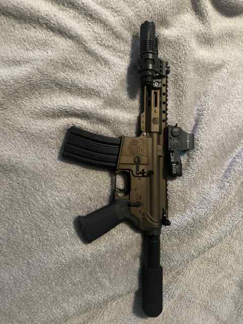 Diamomd back ar15 and glock 19 gen 5 TWW