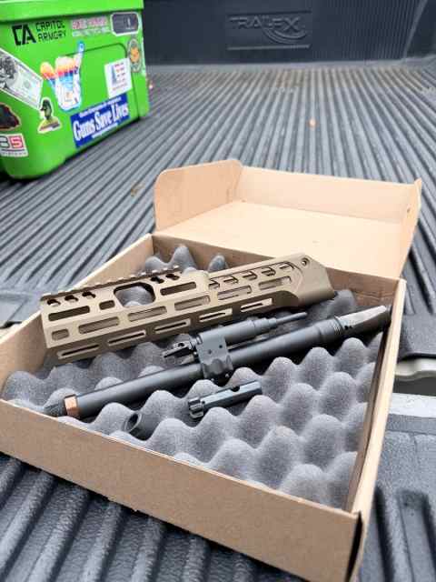 Spear LT 7.62 QD barrel/bolt/rail + A LOT of mags