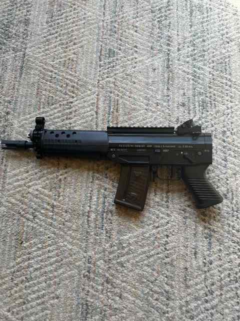 Swiss SAN SG553 Pistol W/ Diopter sights