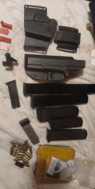 Glock mags and accessories 