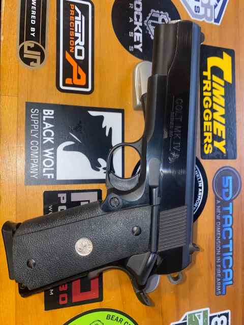 Colt 1911 Mark IV 80 series 45acp