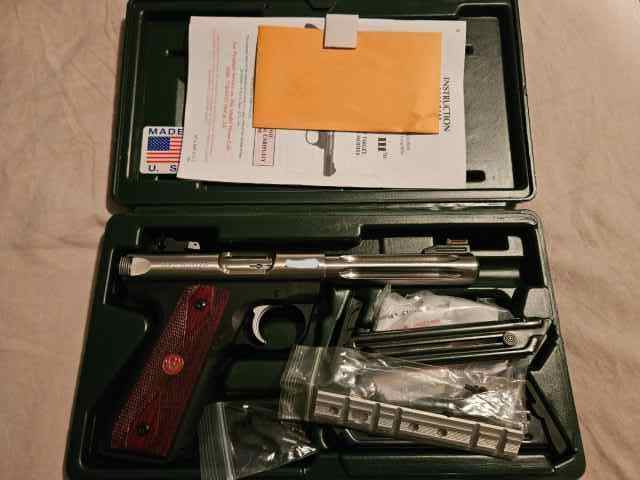 Ruger mark III Hunter .22