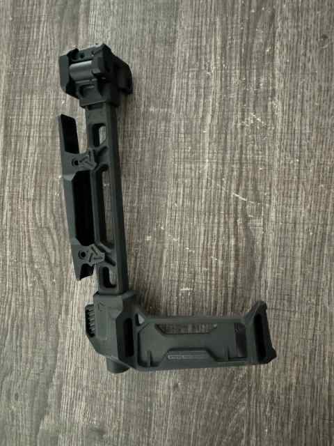 Strike industries dual folding brace