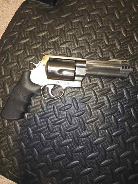 Smith and Wesson 460 XVR